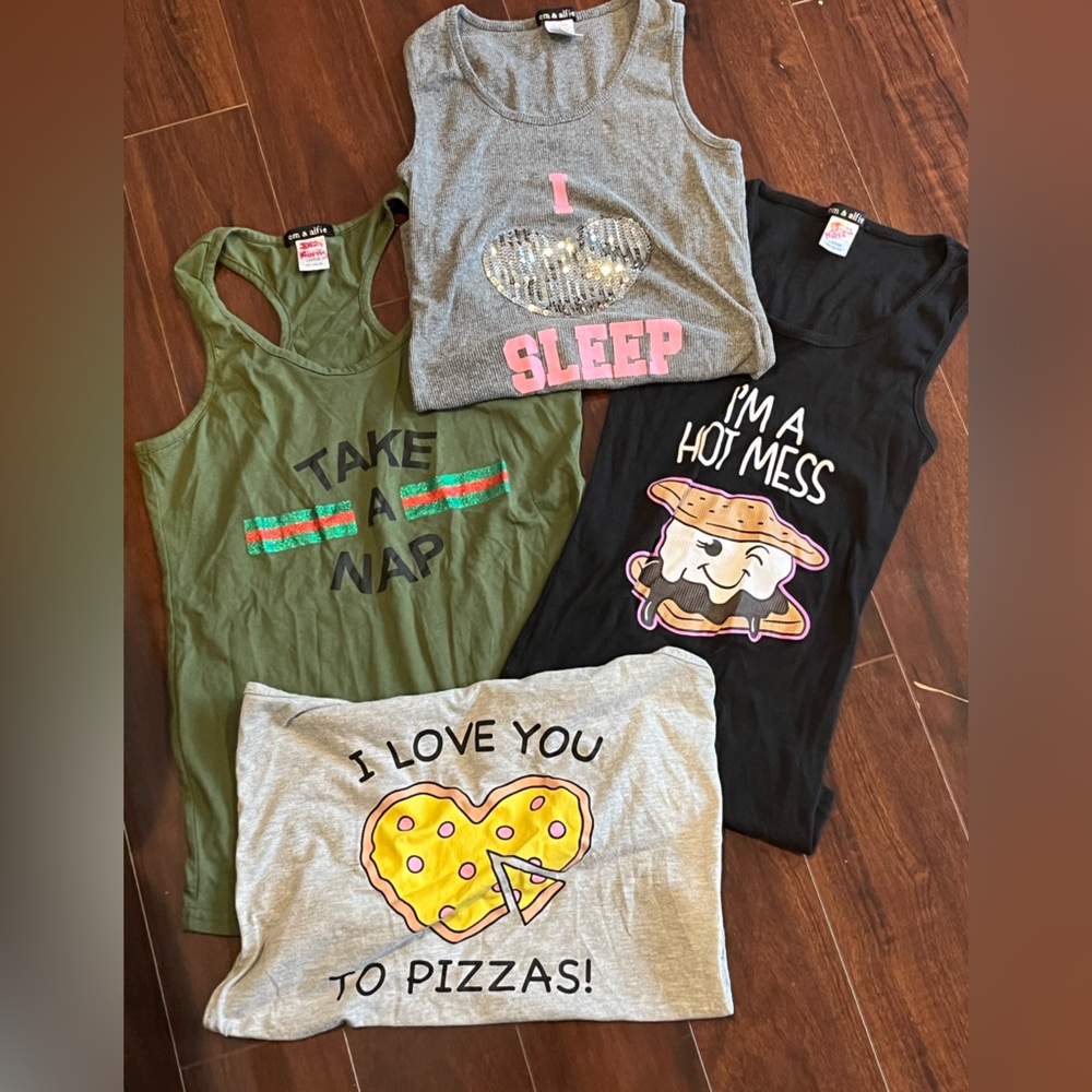 ⭐️EUC - Lot of 4 - Em & Alfie Pajama Tank Tops Juniors Size Large